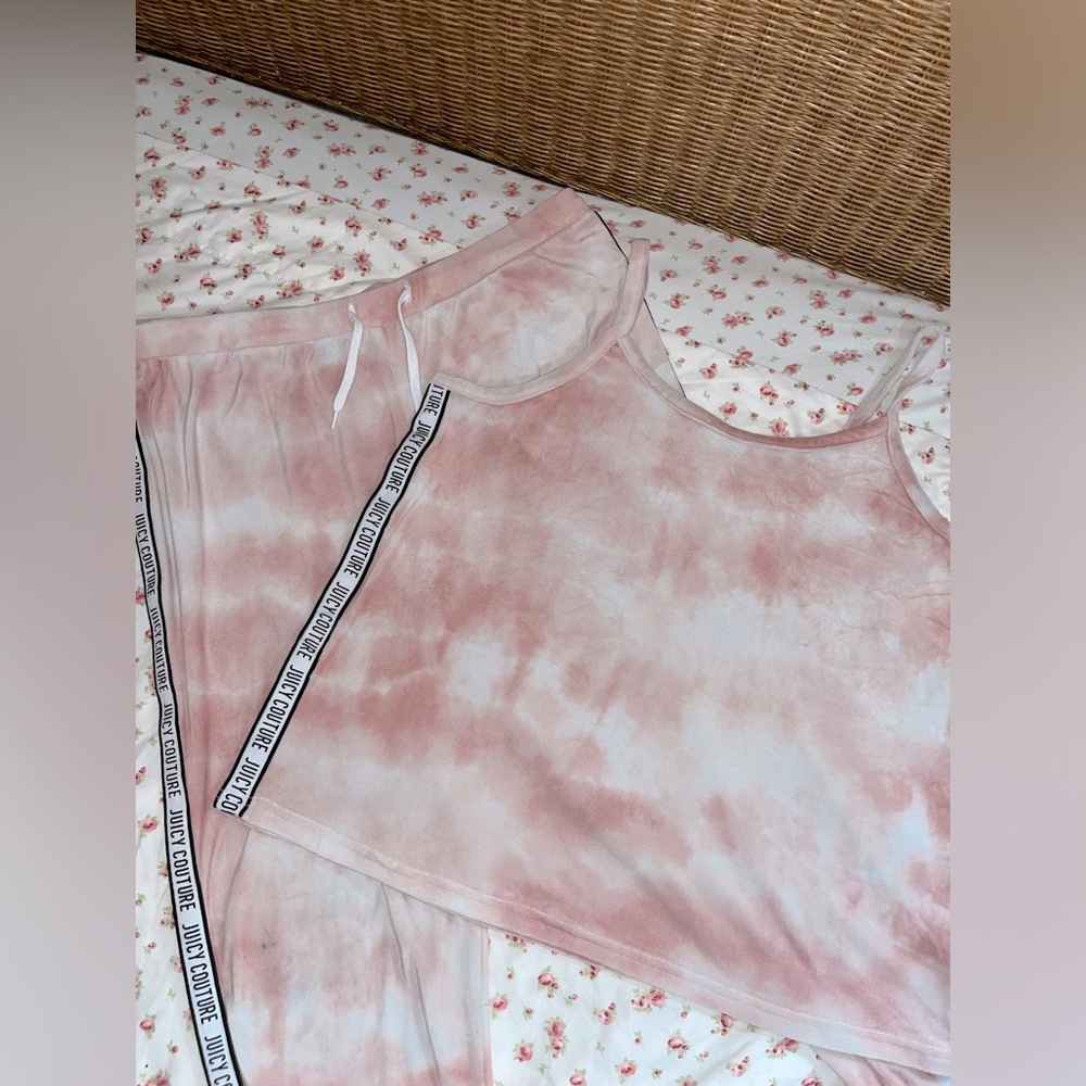 Juicy Couture tie dye pajama set extra large